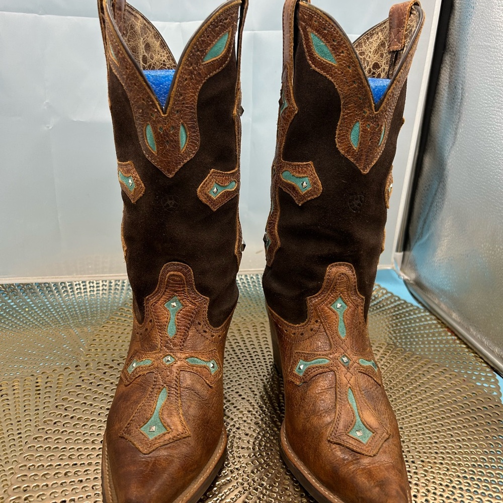 Ariat women 6 cross overlay cowgirl boots